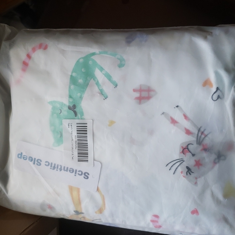 SCIENTIFIC Sleep Cat Twin sheets set